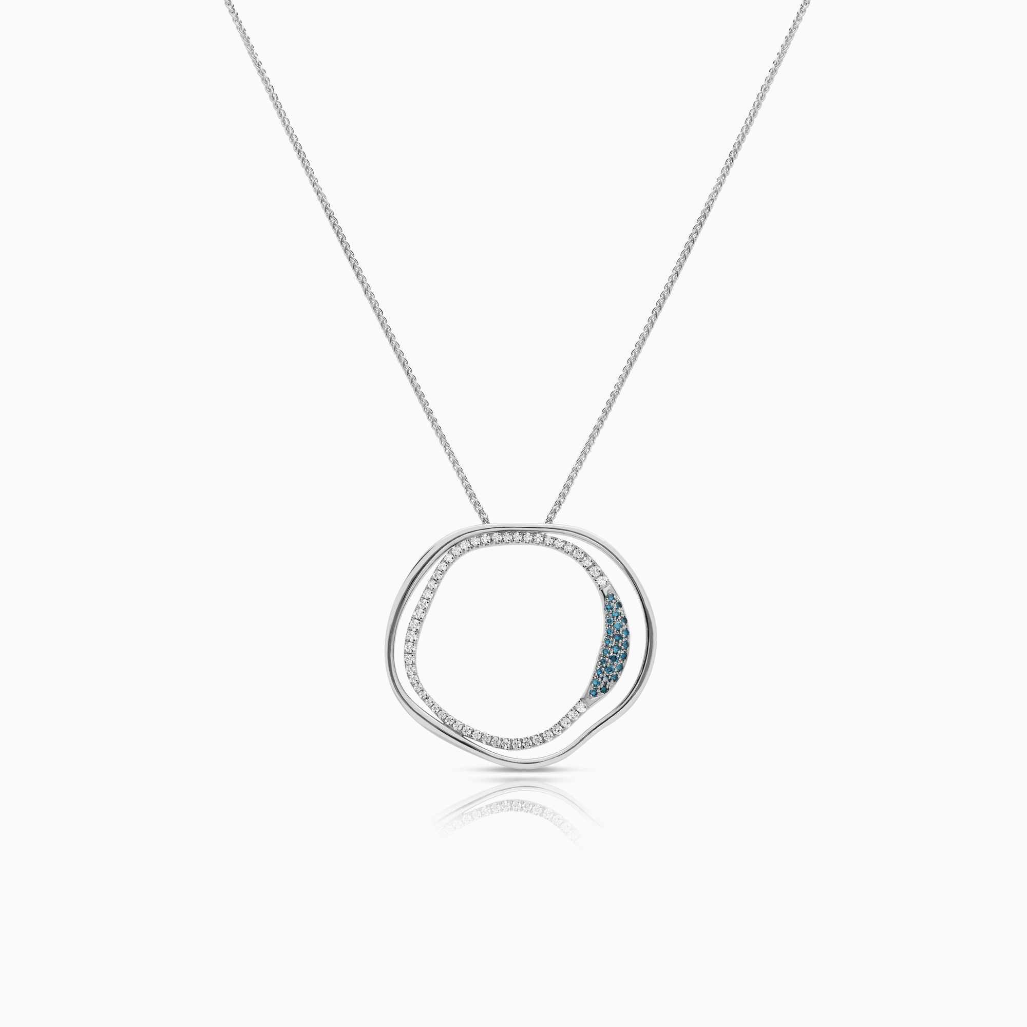 Halsband med diamanthänge 0,69ct 18K vitguld