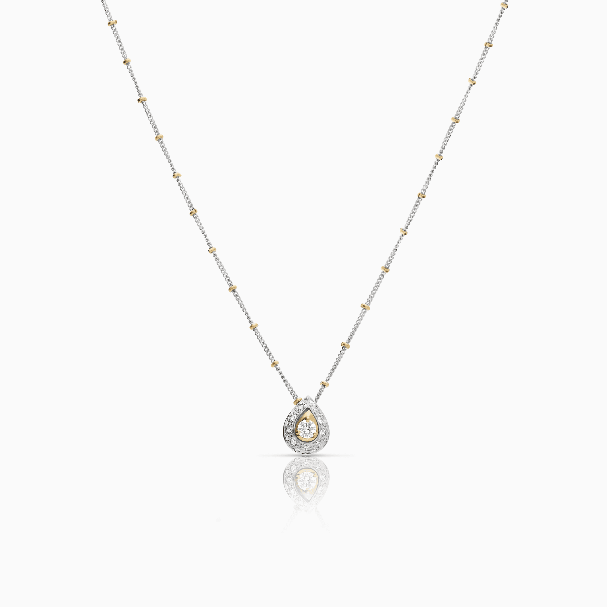 Halsband med diamanthänge 0,43ct 14K guld