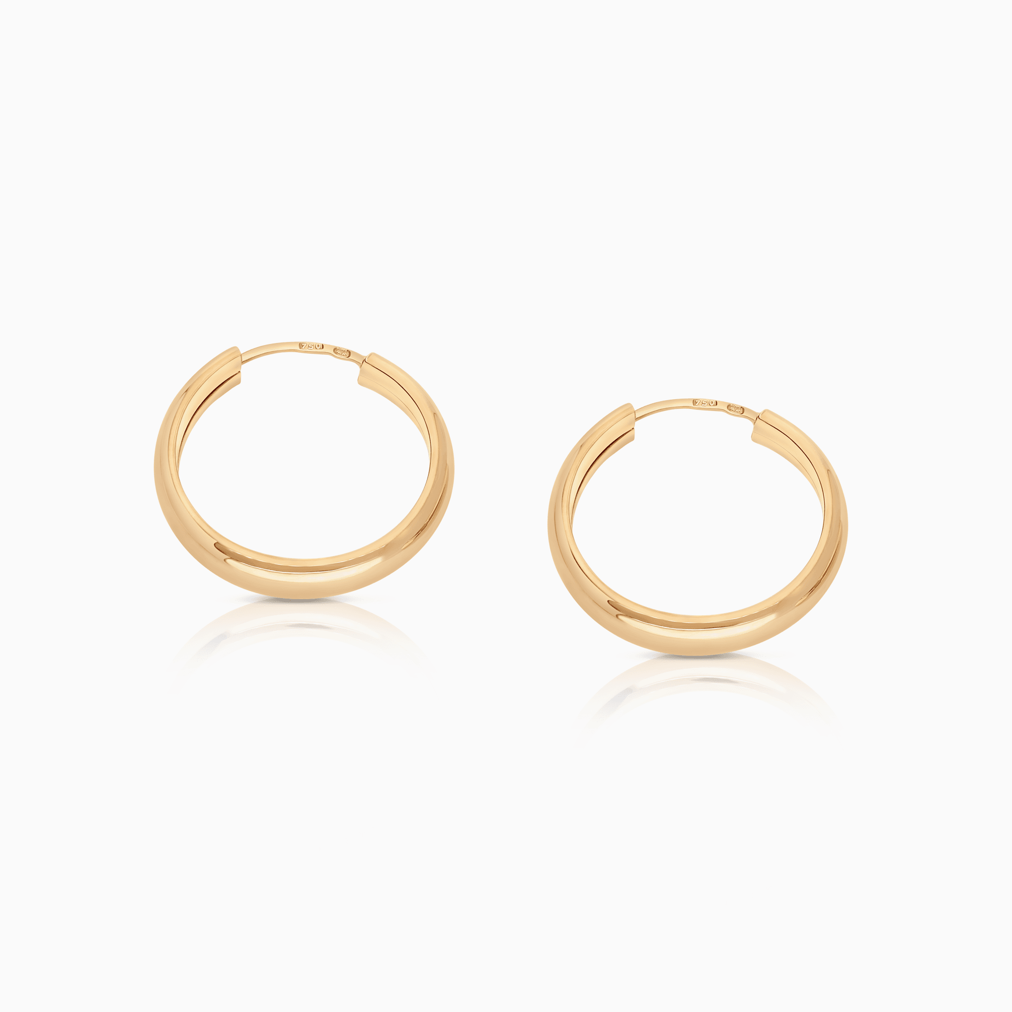 Gold hoop earrings 2.24g 18K gold