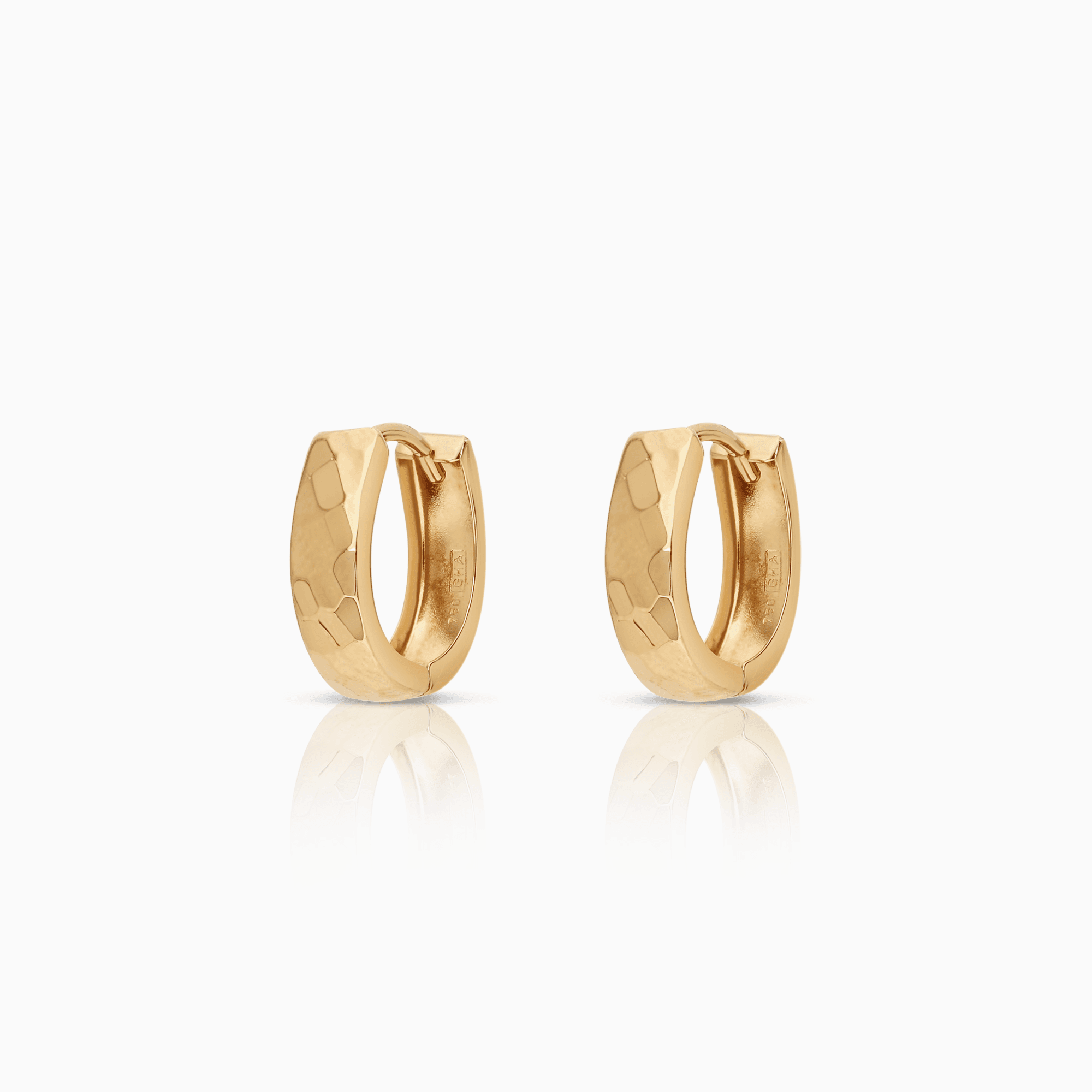 Gold hoop earrings 1.11g 18K gold