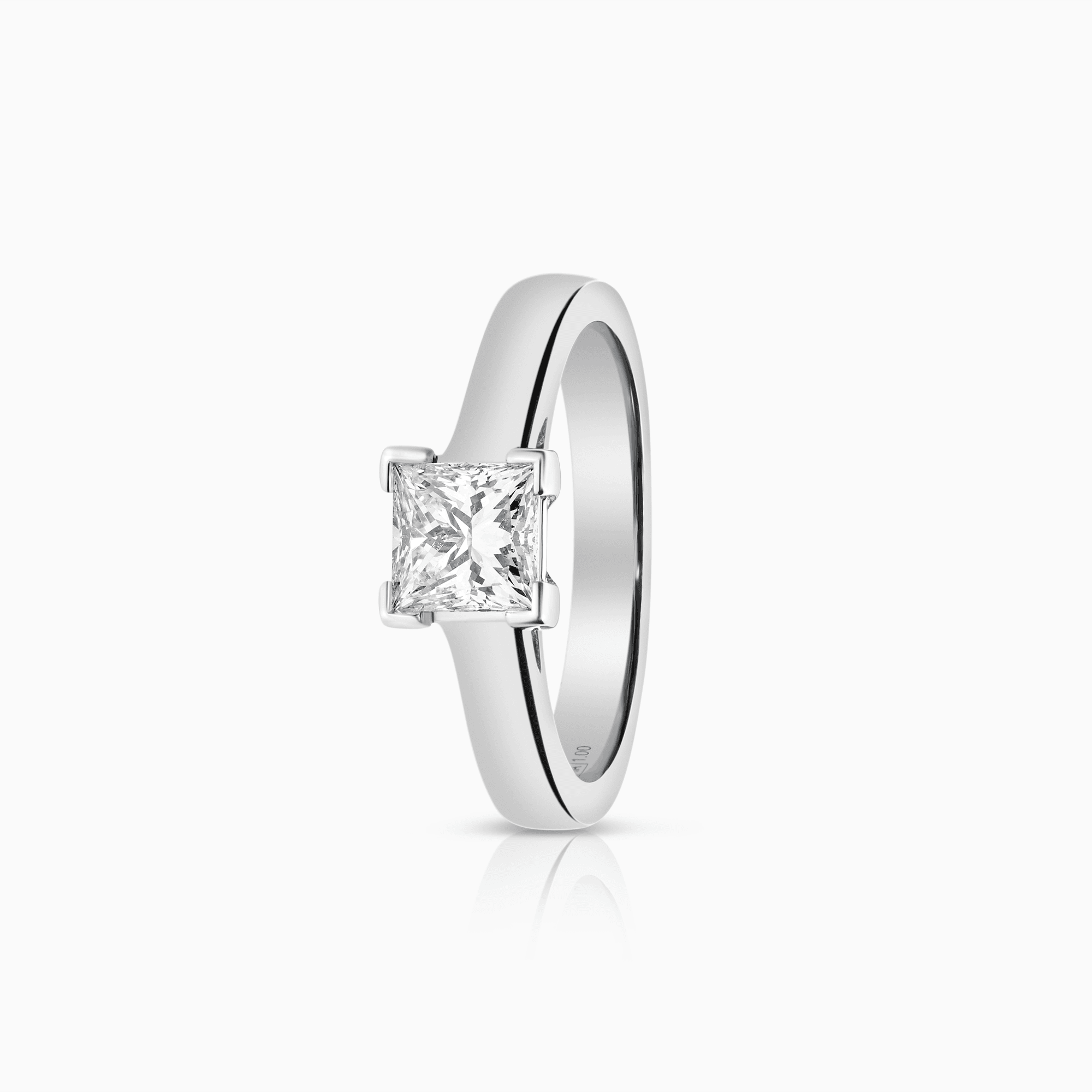 Solitaire ring princess 1,01ct 18K hvitt gull GIA sertifikat