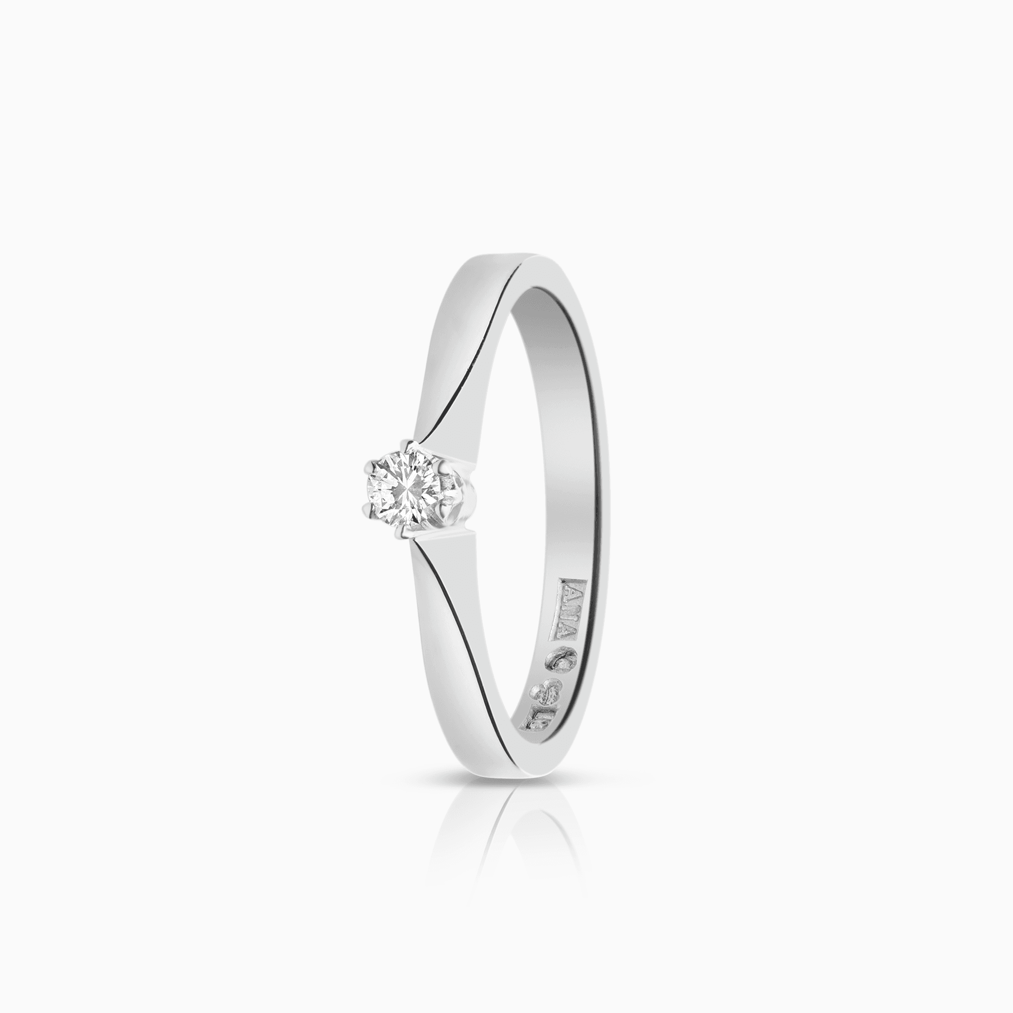 Solitaire-ring 0,08ct 18K hvitt gull