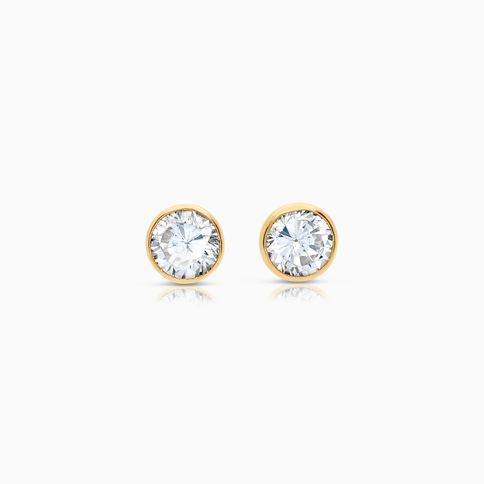 Gold earrings with white cubic 0.62g 18K gold