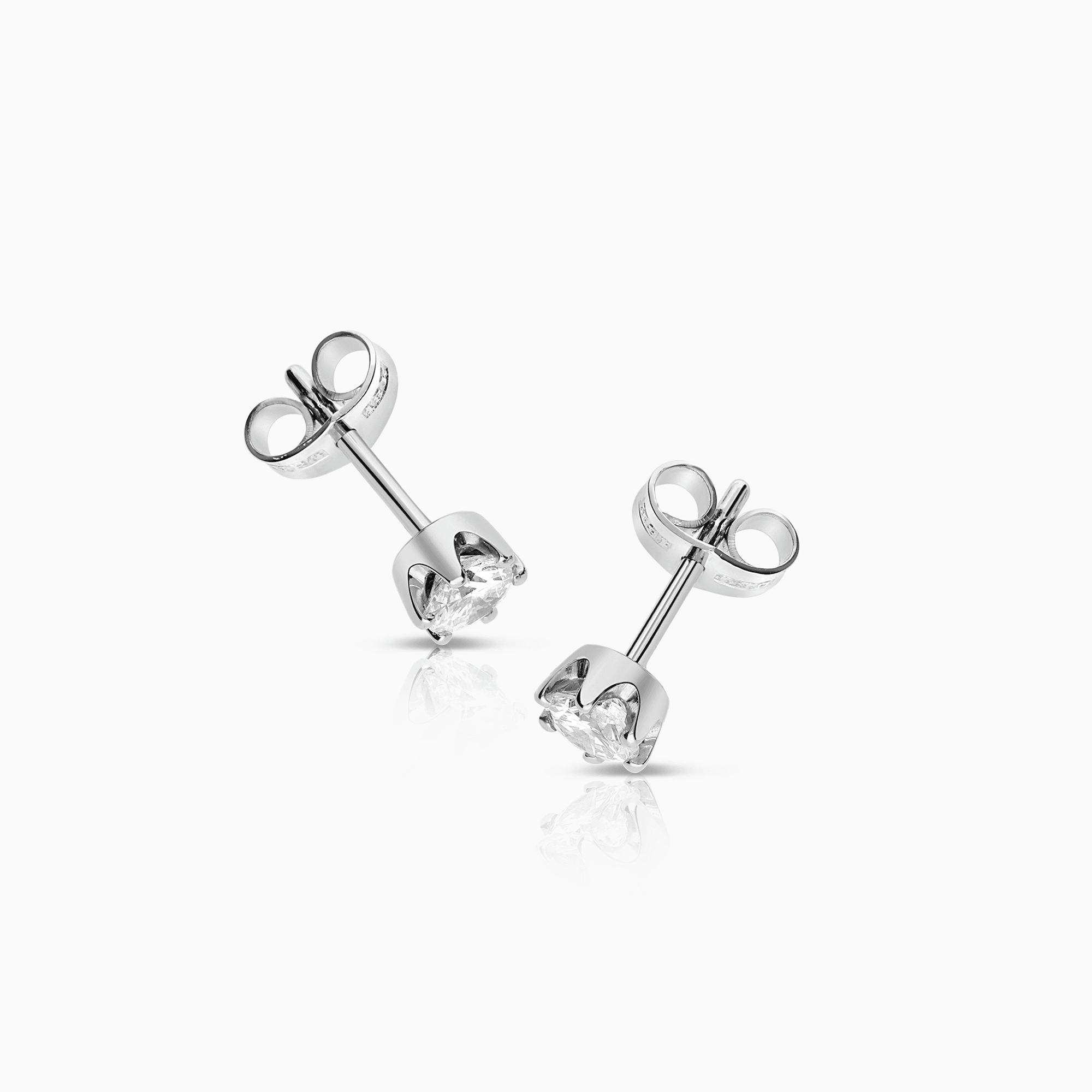 Solitaire earrings 0.60ct 18K white gold