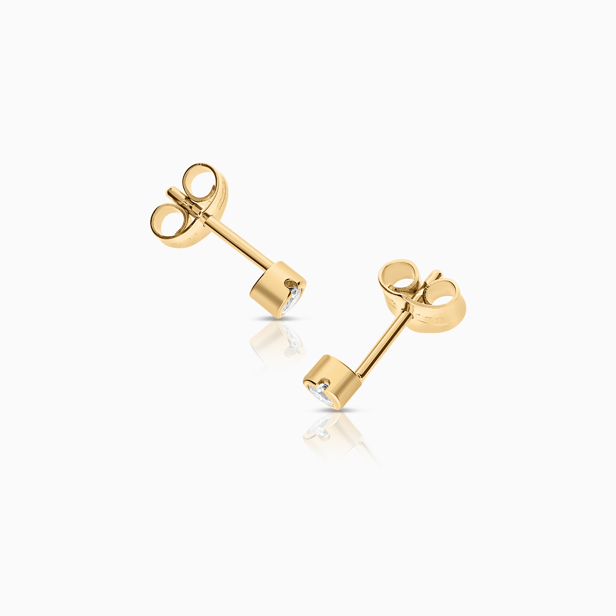 Solitaire earrings diamonds 0.10ct 18K gold